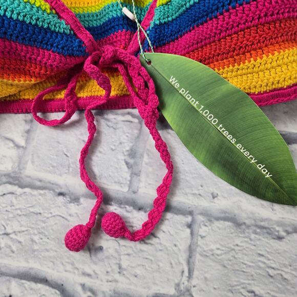 NWT Farm Rio Rainbow Crochet Bikini Top Pink Picnic Green Picnic size Medium - Picture 15 of 16